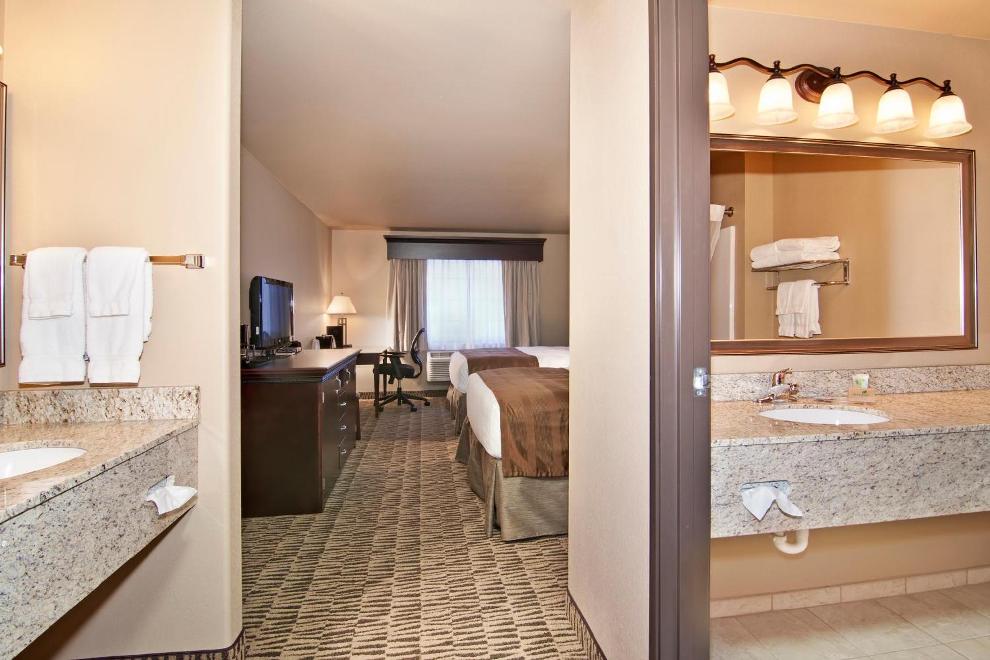 Hotel The Watford à Watford City Extérieur photo