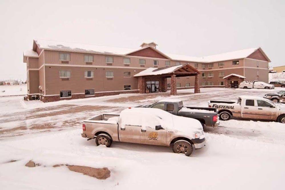 Hotel The Watford à Watford City Extérieur photo