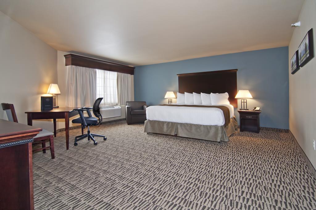 Hotel The Watford à Watford City Extérieur photo