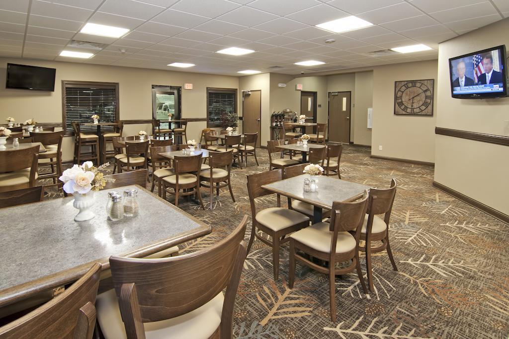 Hotel The Watford à Watford City Extérieur photo