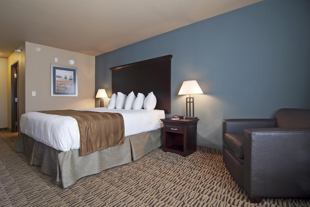 Hotel The Watford à Watford City Extérieur photo